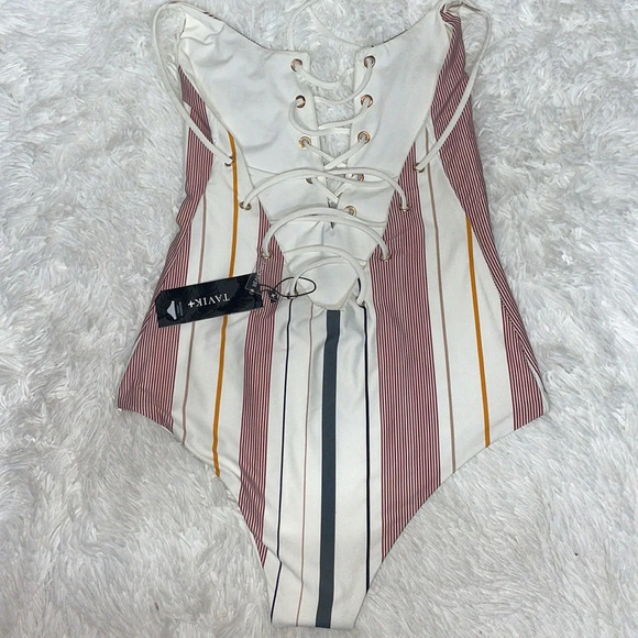 NWT Reversible Monahan One- Piece Swimsuit - Picture 4 of 11